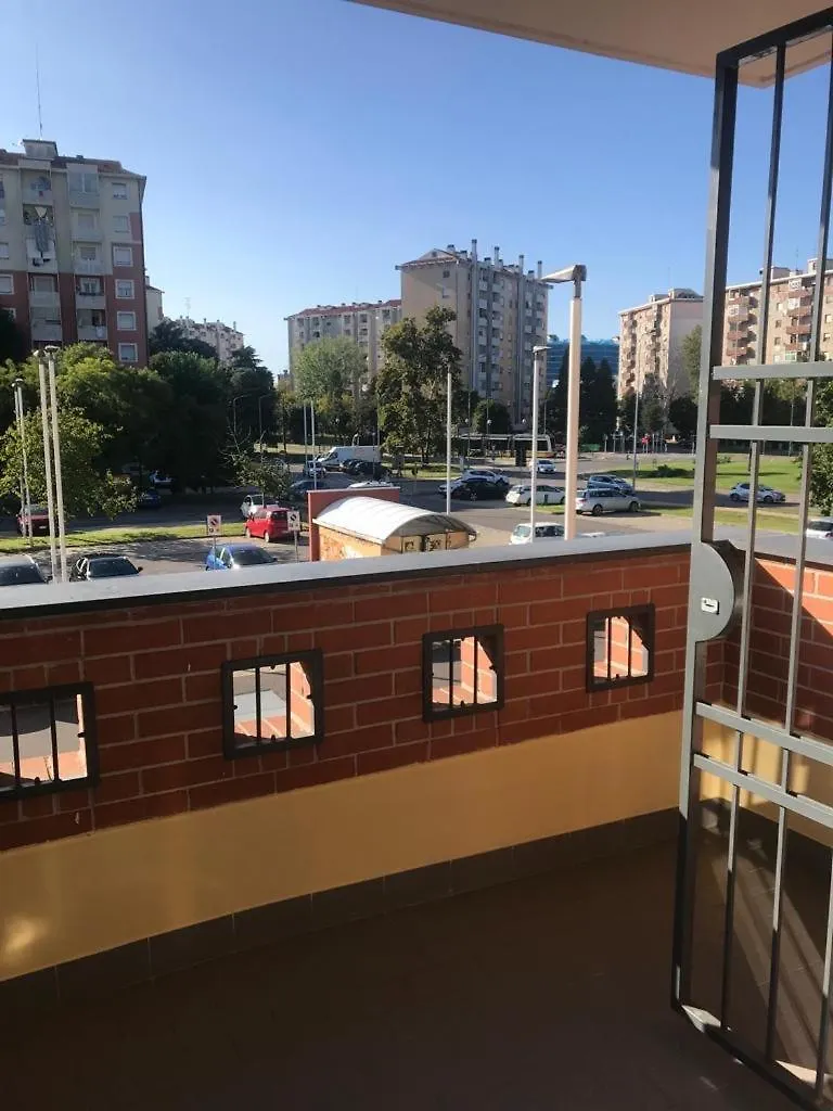Casa Iris Apartment Rozzano Italy